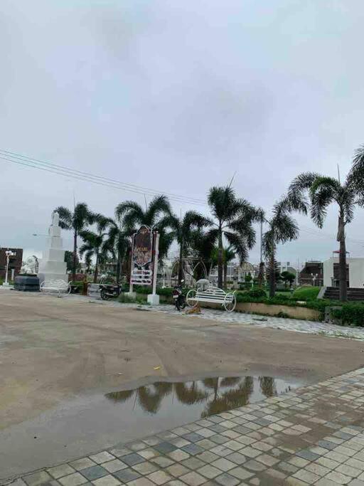 Furnished Villa Near Airport, Away From City 보팔 외부 사진